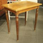 756 3040 LAMP TABLE